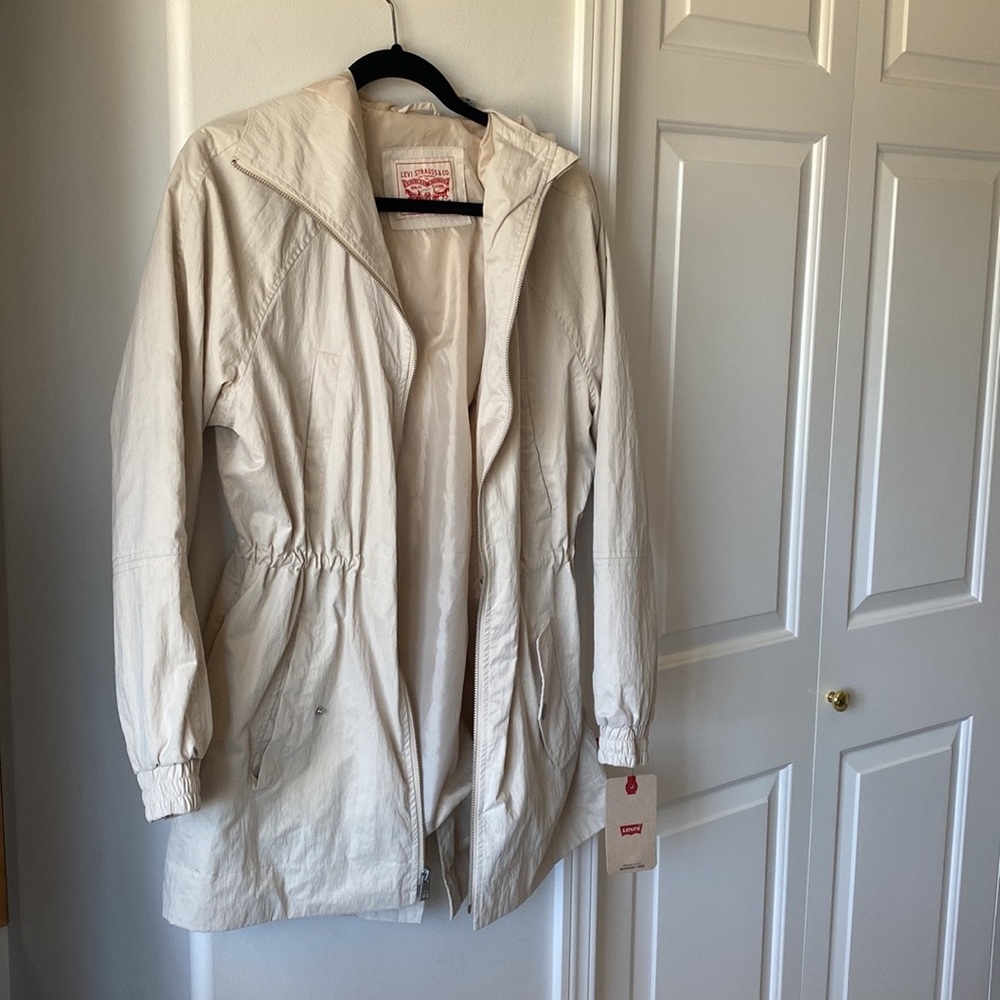 Levi’s - Tan/Cream Long Zip-Up Hooded Jacket/Coat